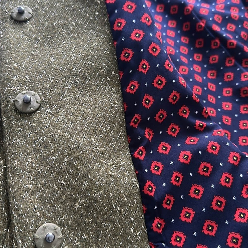 {A New Day} Cropped Jacket. - Picture 4 of 4